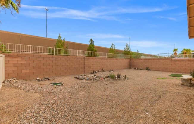 4 beds, 2.5 baths, $2,695
