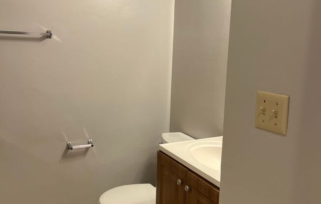 2 beds, 1 bath, 682 sqft, $2,195, Unit 1920-310