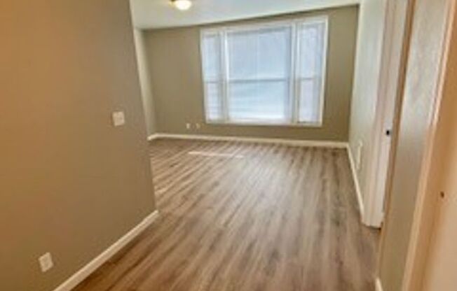 1 bed, 1 bath, 453 sqft, $1,395, Unit 403