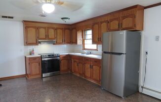 3 beds, 2 baths, $2,250