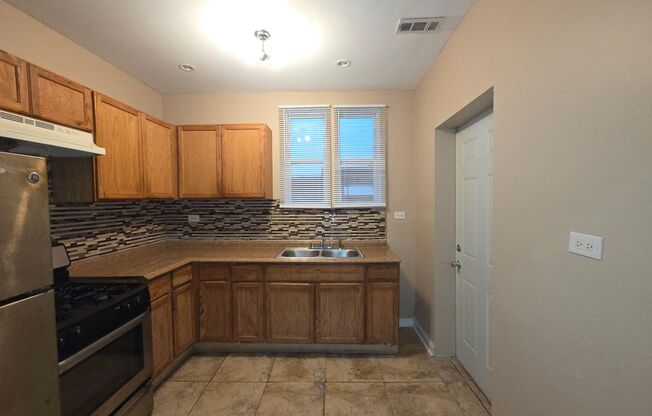 936 W 74th Street