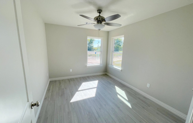 2 beds, 2 baths, $1,150