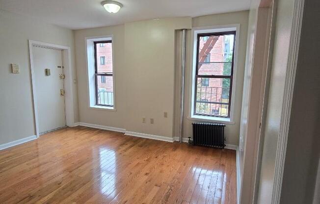 754 PARK PL