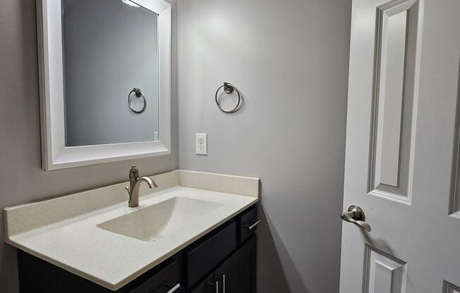 1 bed, 1 bath, 650 sqft, $895, Unit 1026 - 119