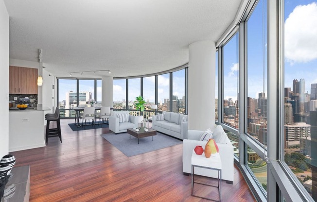 RIVER FRONT LIVING IN THE HEART OF CHICAGO