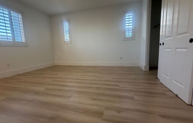 5 beds, 4.5 baths, $6,795