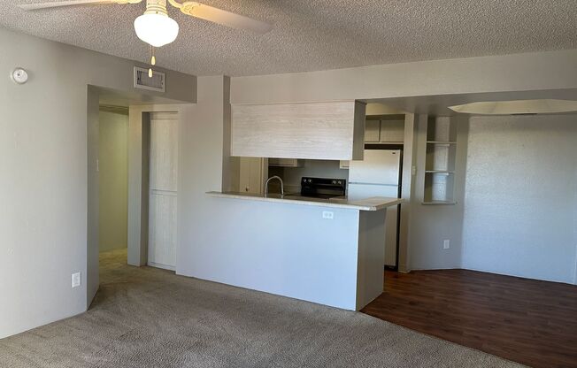 2 beds, 2 baths, 881 sqft, $1,495, Unit 227