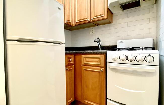 1 bed, 1 bath, $2,750, Unit 4B