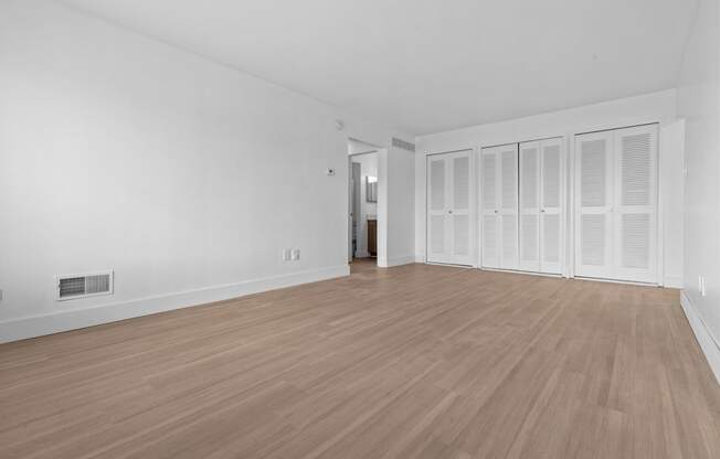 Renovated One & Two Bedroom Apartments for Rent in the Heart of Auburn Hills, MI!