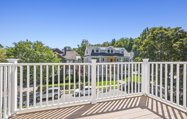 4 beds, 2 baths, 2,100 sqft, $6,000, Unit 2