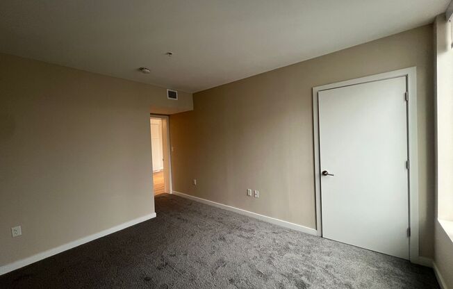 2 beds, 2 baths, 874 sqft, $2,150, Unit NK-214