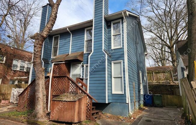 781 PONCE DE LEON PL NE
