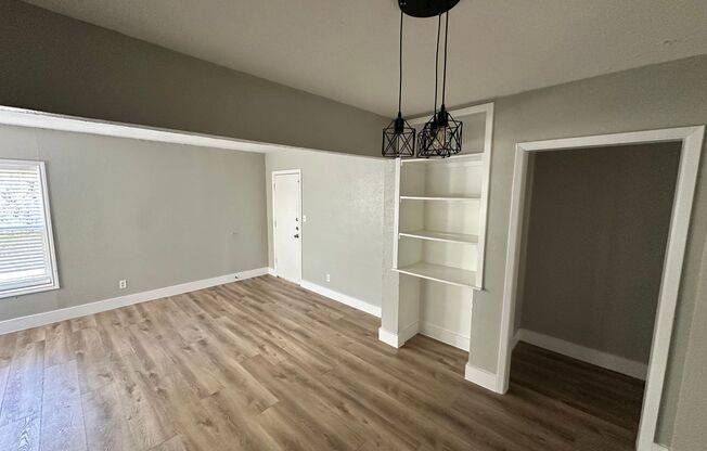 2 beds, 1 bath, 646 sqft, $1,350, Unit #4