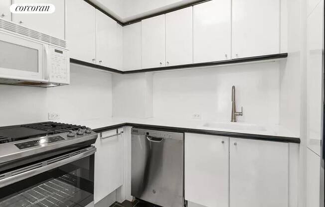 1 bed, 1 bath, 540 sqft, $4,250, Unit 3211