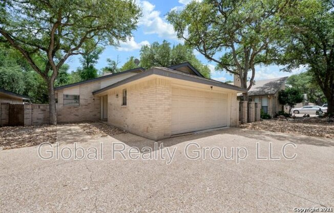 118 GOLDEN WAY