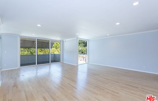 2 beds, 2 baths, 1,329 sqft, $4,550, Unit 306