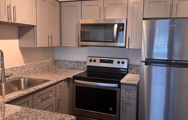 Studio, 1 bath, 500 sqft, $1,024, Unit 4116