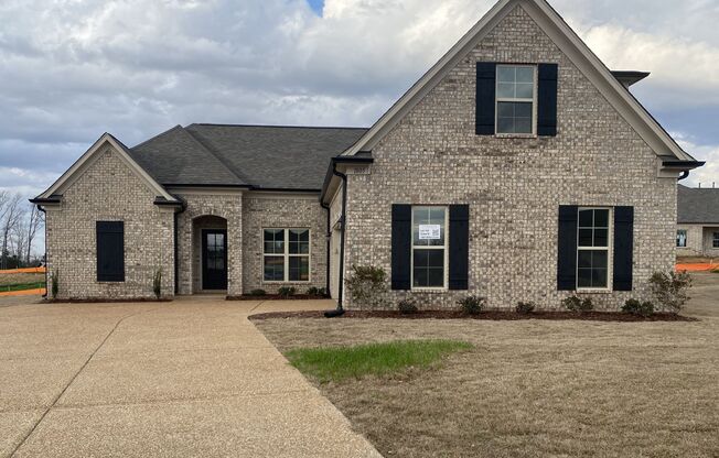 ****JUST REDUCED*****1805 Millers Cove Hernando, MS 38632