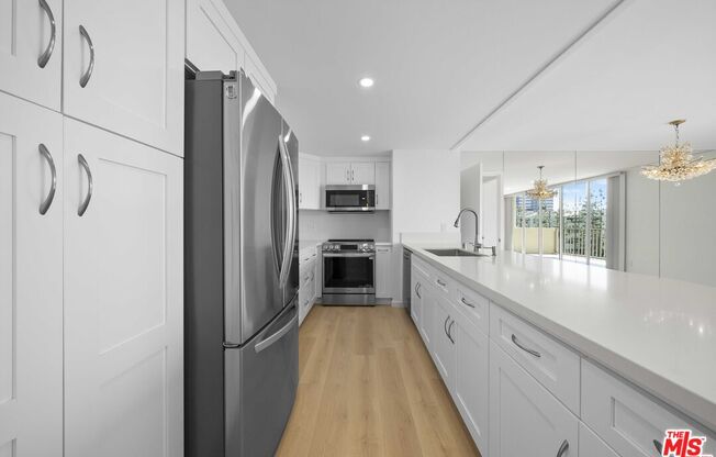 2 beds, 2 baths, 1,080 sqft, $6,300, Unit 808
