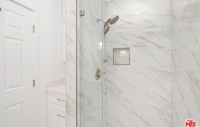 Studio, 1 bath, 405 sqft, $2,700, Unit 546