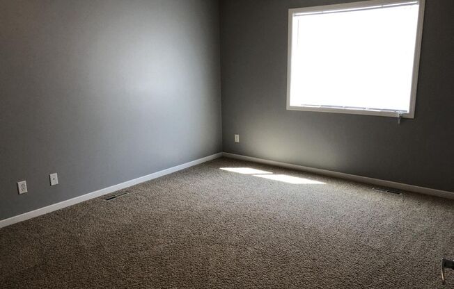 3 Bed, 3 Bath Townhome in West Fargo!