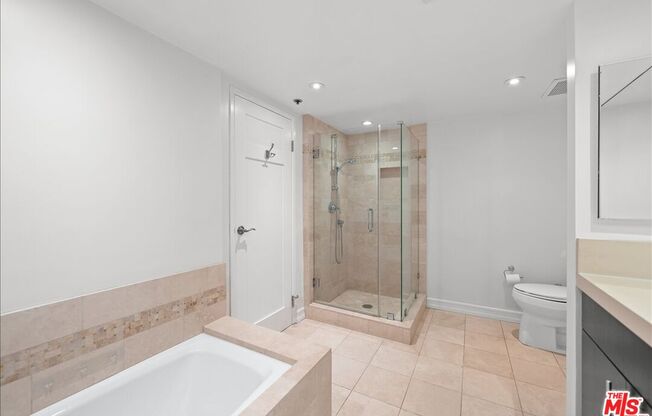 2 beds, 2.5 baths, 1,888 sqft, $7,500, Unit 705
