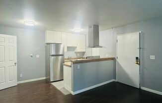 1 bed, 1 bath, $1,550, Unit #53