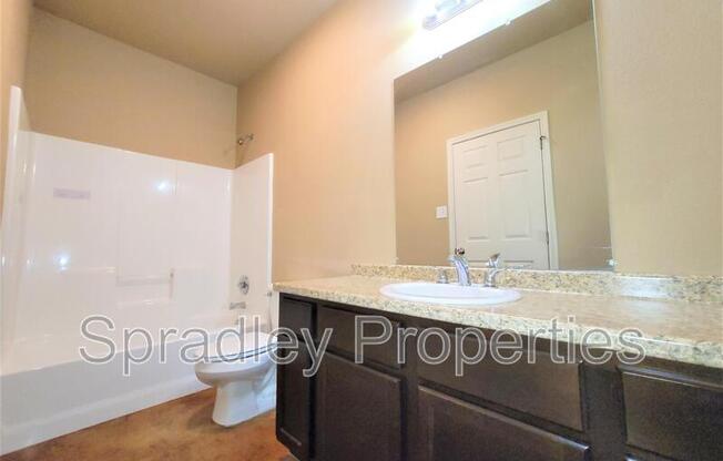 3 beds, 2 baths, 1,350 sqft, $1,495