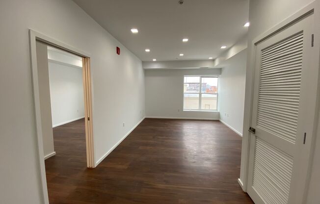 1 bed, 1 bath, 506 sqft, $1,830, Unit 504