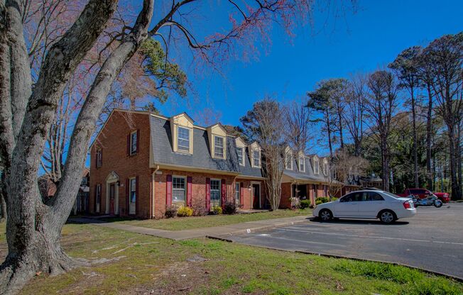 Renovated 3 Bedroom, 2 1/2 Bath Townhome in Newport News