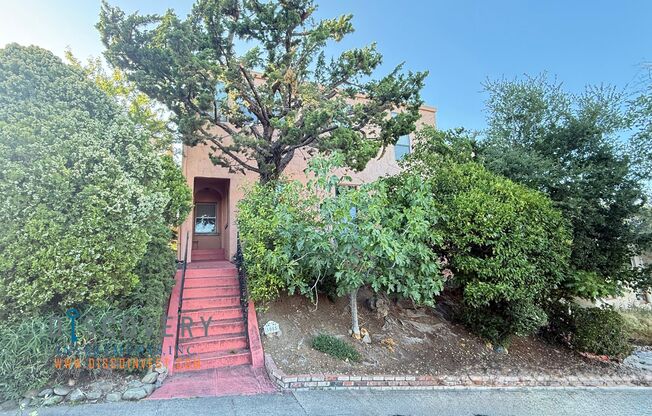 Warfield Ave. 1089