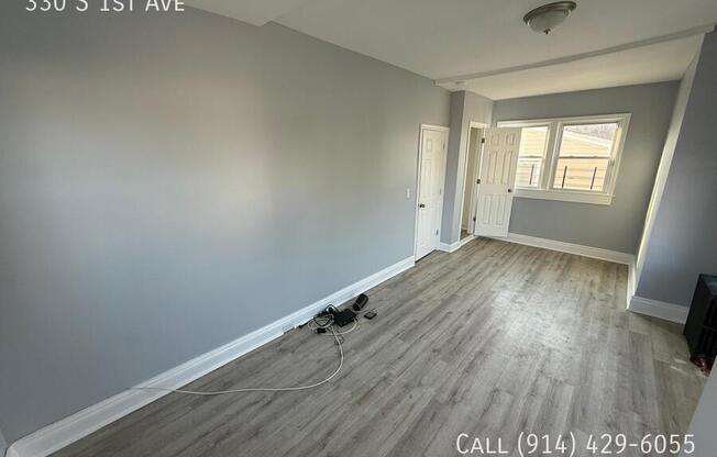 330 S 1 AVE