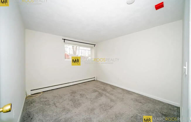 360 Market St Apt 18