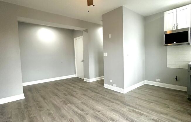 1 bed, 1 bath, 600 sqft, $1,600, Unit 4031-414