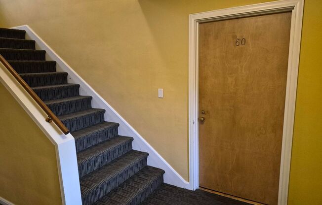 1 bed, 1 bath, 691 sqft, $1,410, Unit 60