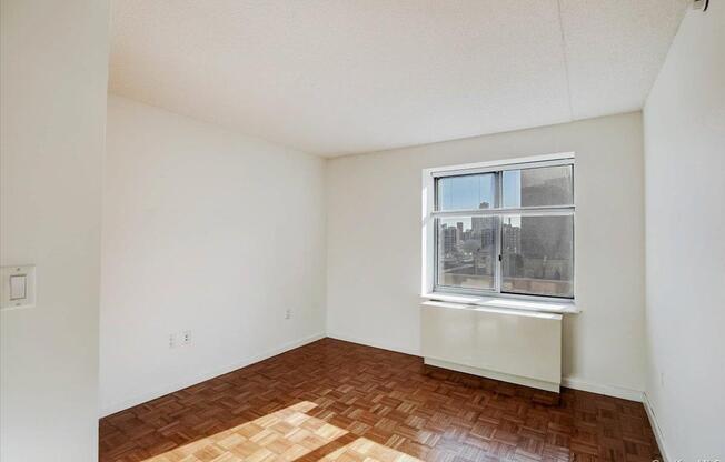 300 W 135 ST