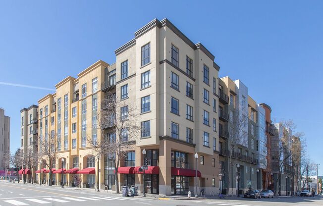 2 beds, 2 baths, $2,995, Unit #513