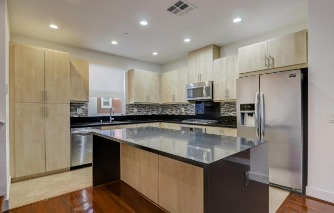 7858 INCEPTION WAY