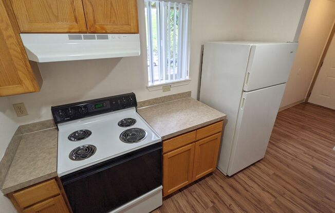 1 bed, 1 bath, 650 sqft, $1,195, Unit 11
