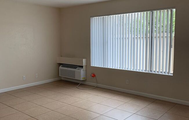 1 bed, 1 bath, 620 sqft, $1,375, Unit 3230 H