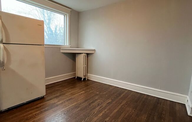 Renovated 2 Bedroom, 1 Bath in Upper Darby