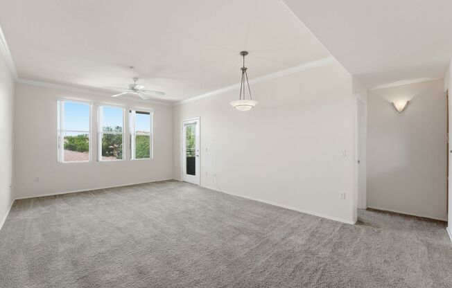 2 beds, 2 baths, $1,595, Unit UNIT 3100