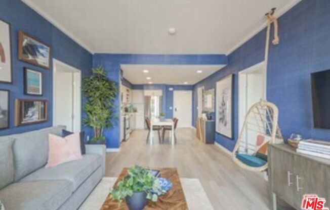 Studio, 1 bath, 460 sqft, $1,712, Unit 1330
