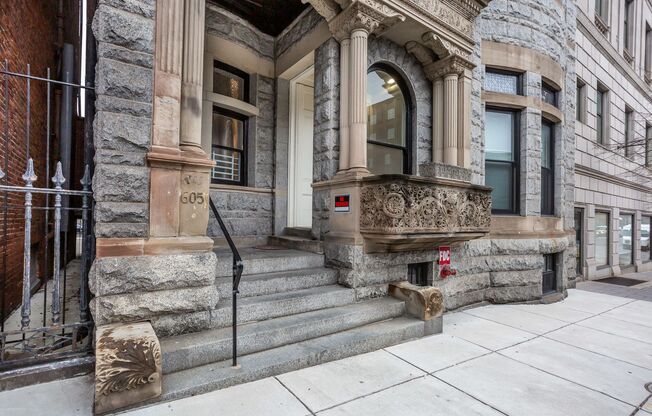 For Rent: Downtown Elegance at 605 Park Ave– Your Urban Haven Awaits!