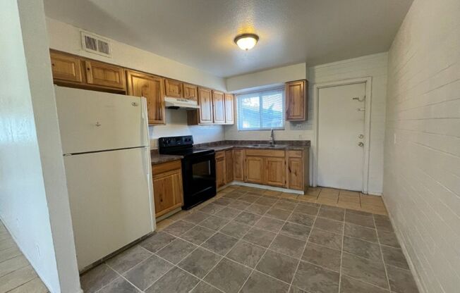 4821 E. Willetta St.