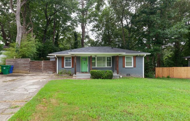 Renovated 3/2 w/ Fenced In Backyard and Courtyard!