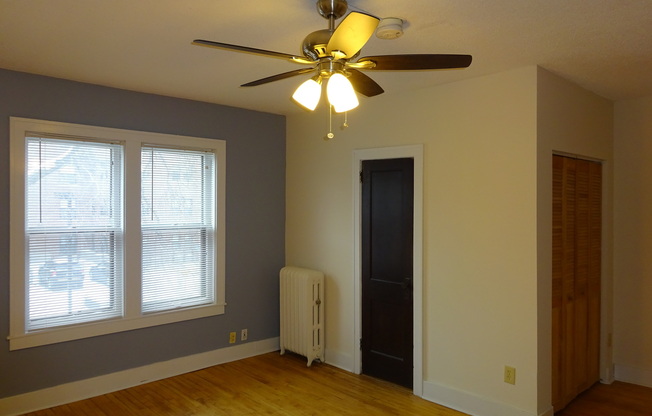 11 - 1706 Stevens