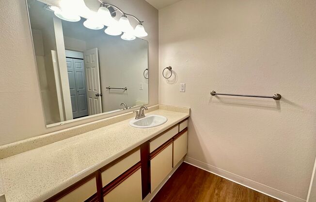 Sherwood Apartments