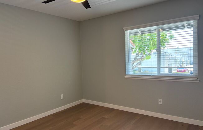 2 beds, 2 baths, 910 sqft, $2,720, Unit 7J