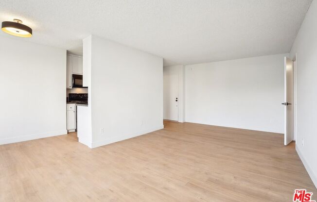 2 beds, 2 baths, 1,100 sqft, $3,595, Unit 308